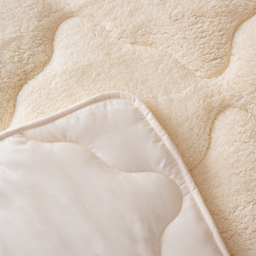 2-in-1 Teddy Duvet and Bedspread, Soft and Breathable, Available in 140x200 cm, 200x200 cm, 240x200 cm 3