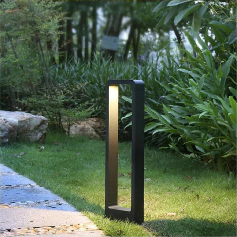 Modern Weatherproof Garden Light – 30W Outdoor LED Lamp with IP68 Protection for Pathways and Patios 2