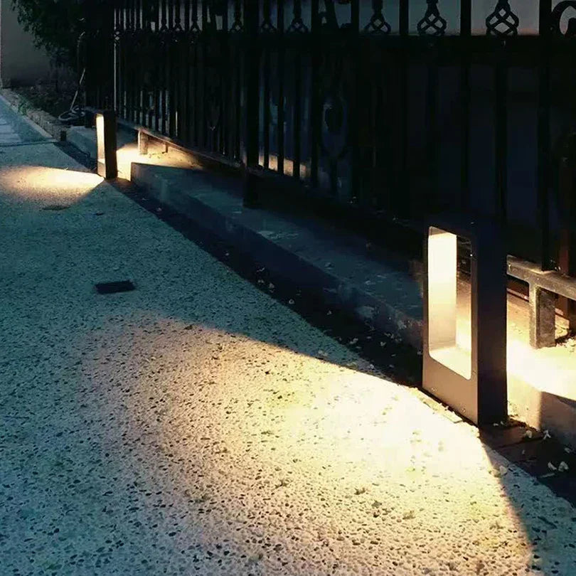 Modern Weatherproof Garden Light – 30W Outdoor LED Lamp with IP68 Protection for Pathways and Patios 3