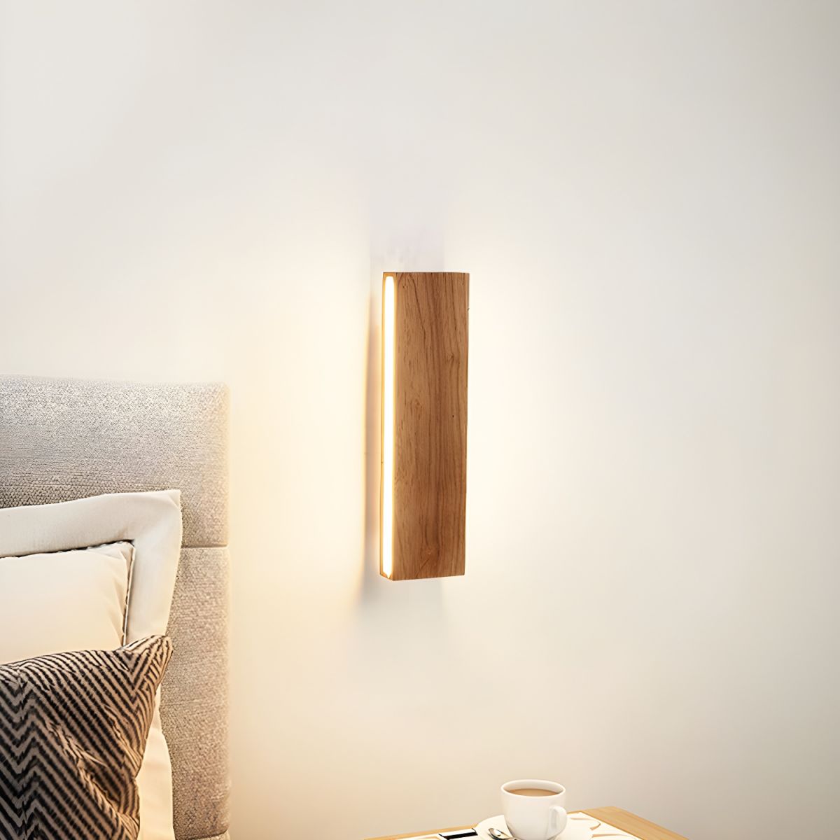 Rotatable Wood LED Wall Light – Modern Wall Sconce for Hallway and Bedroom, Energy-Efficient Illumination 3
