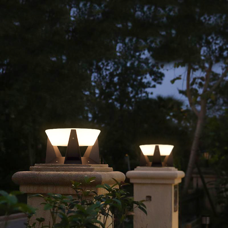 Solar-Powered Outdoor Column Light – Waterproof LED Landscape Lighting for Pathways and Gardens 2
