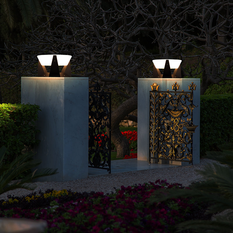 Solar-Powered Outdoor Column Light – Waterproof LED Landscape Lighting for Pathways and Gardens 5